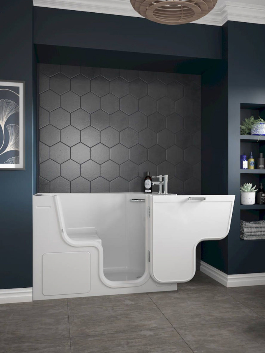 Walk-in bath 1