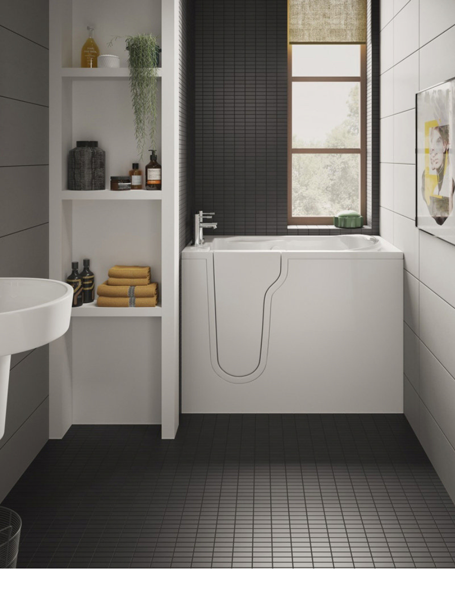 Walk-in bath 2