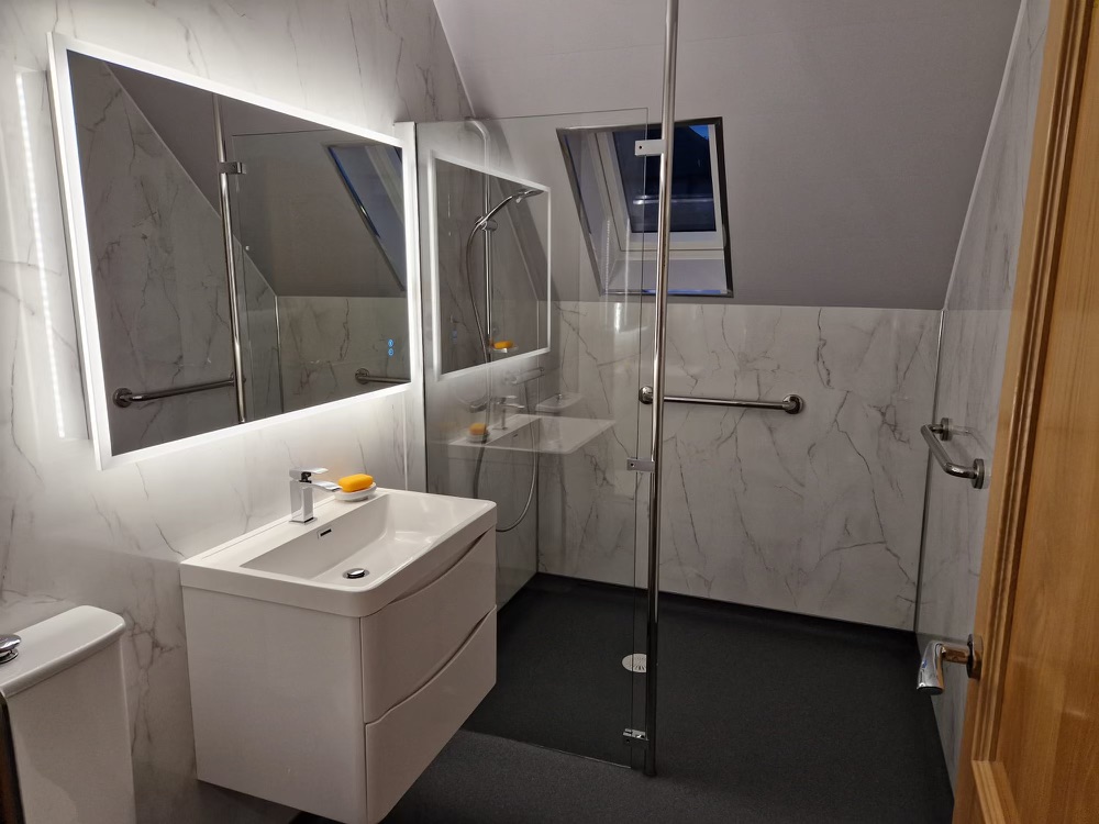 Wet room installation 9