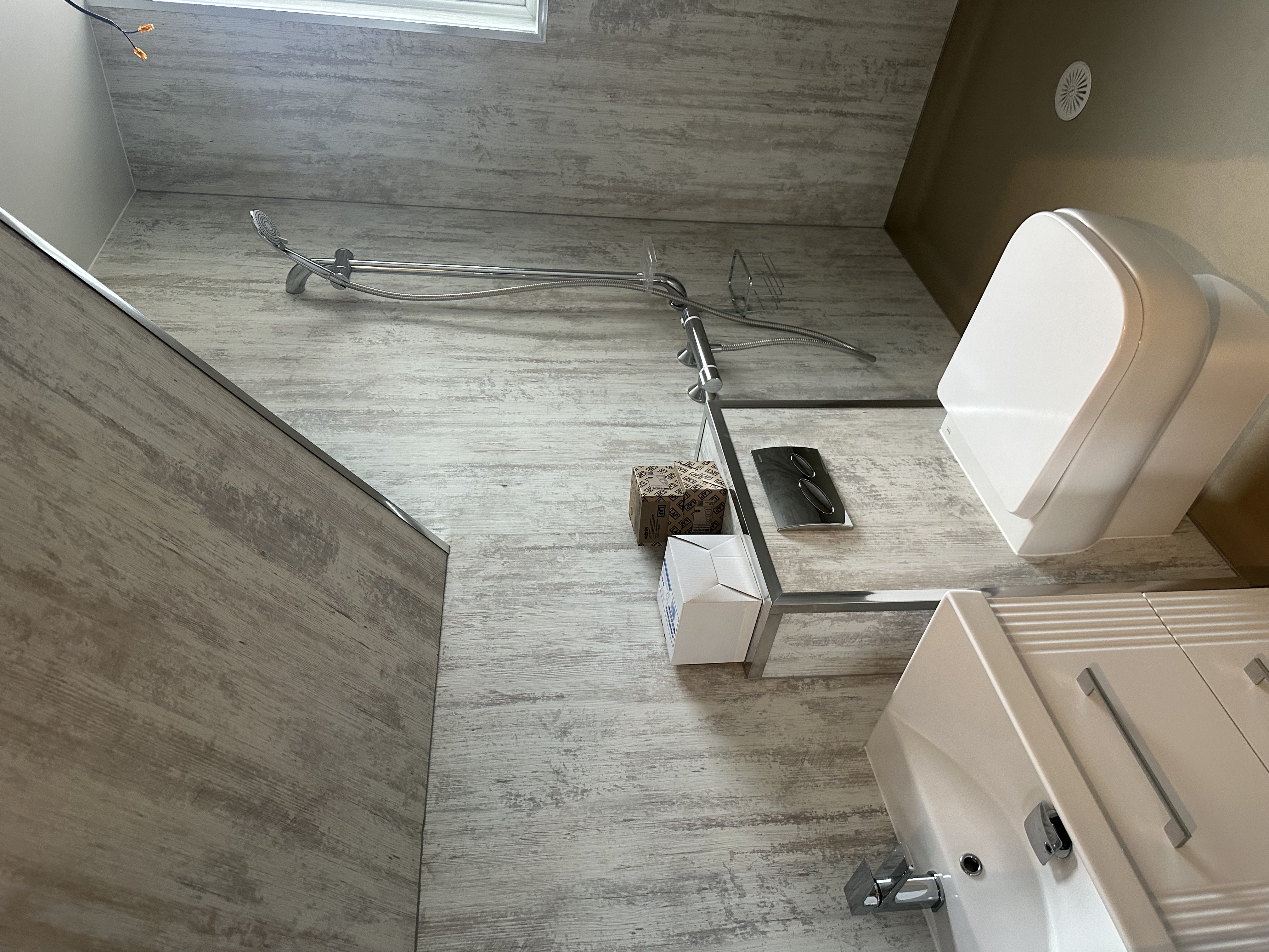 Wet room installation 10